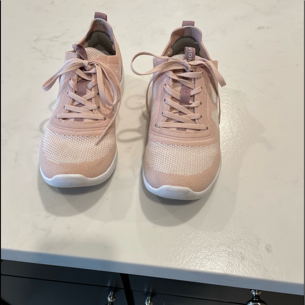 Vionic sneakers